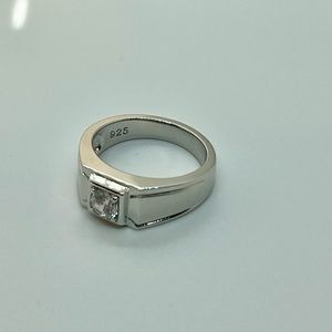 Fashion 925 Silver Carved Engagement Ring. R6